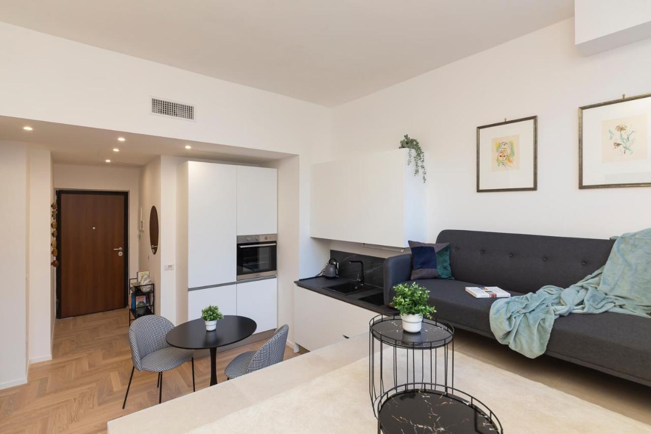 I Host Apartment - Val Strona Milan Exterior photo