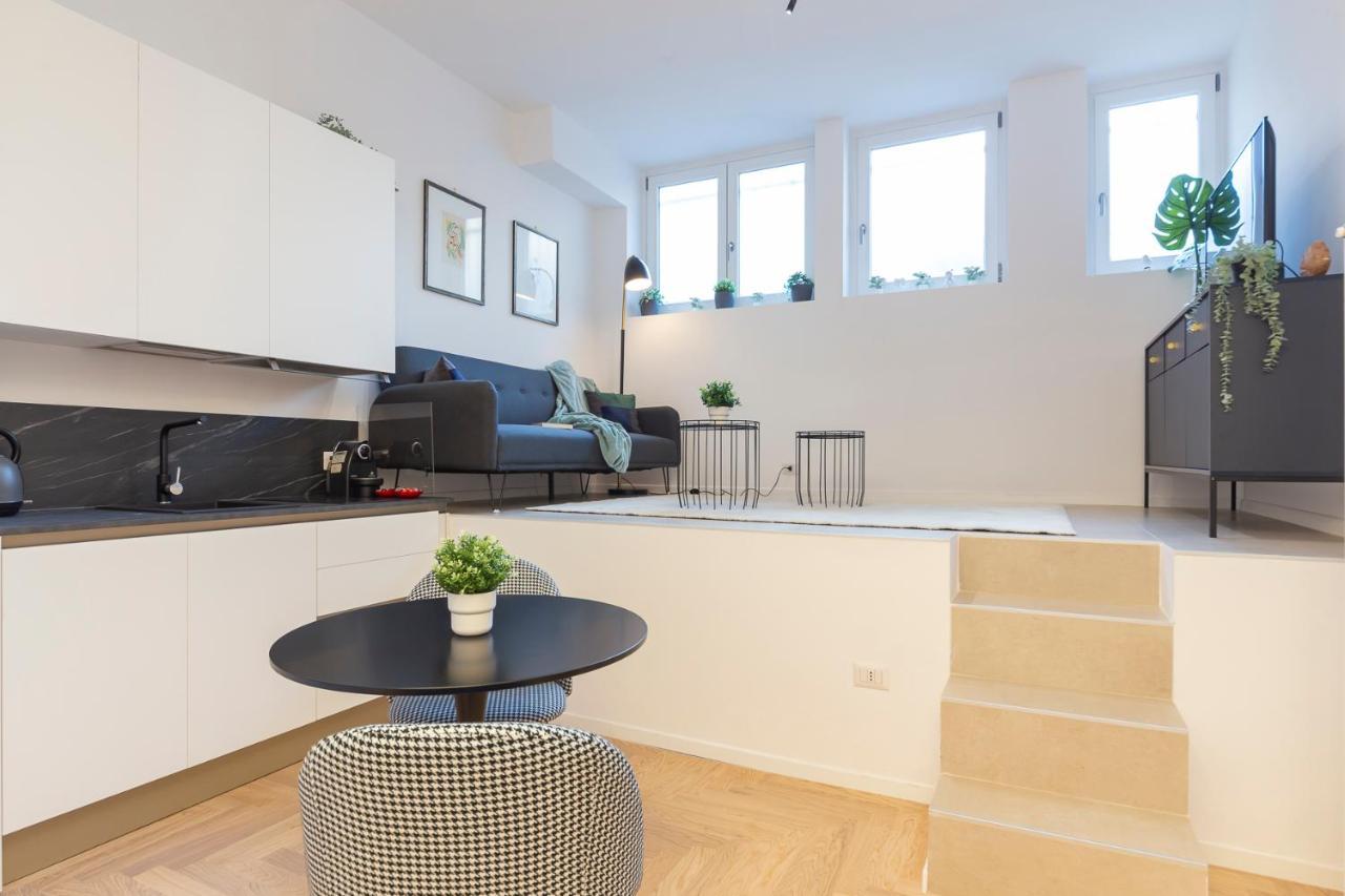 I Host Apartment - Val Strona Milan Exterior photo